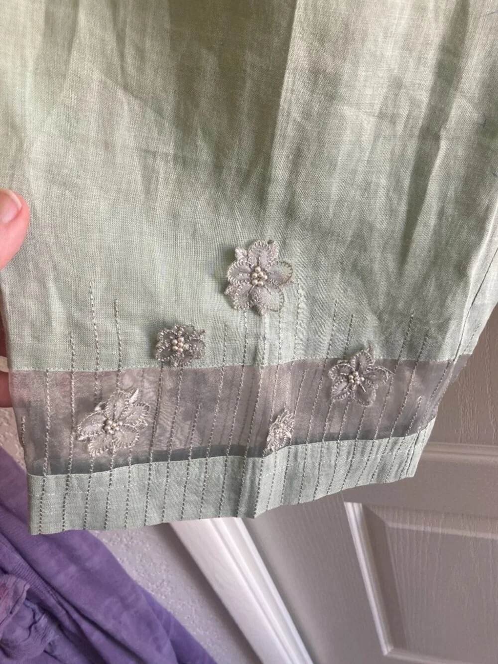 Jordan 100% linen pale sage green cropped trousers with sheer hem decor size XL